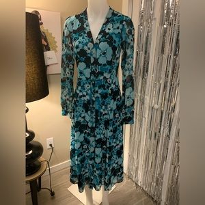 Beautiful flower dress.  Blue Color’s   Michael Kors size XS